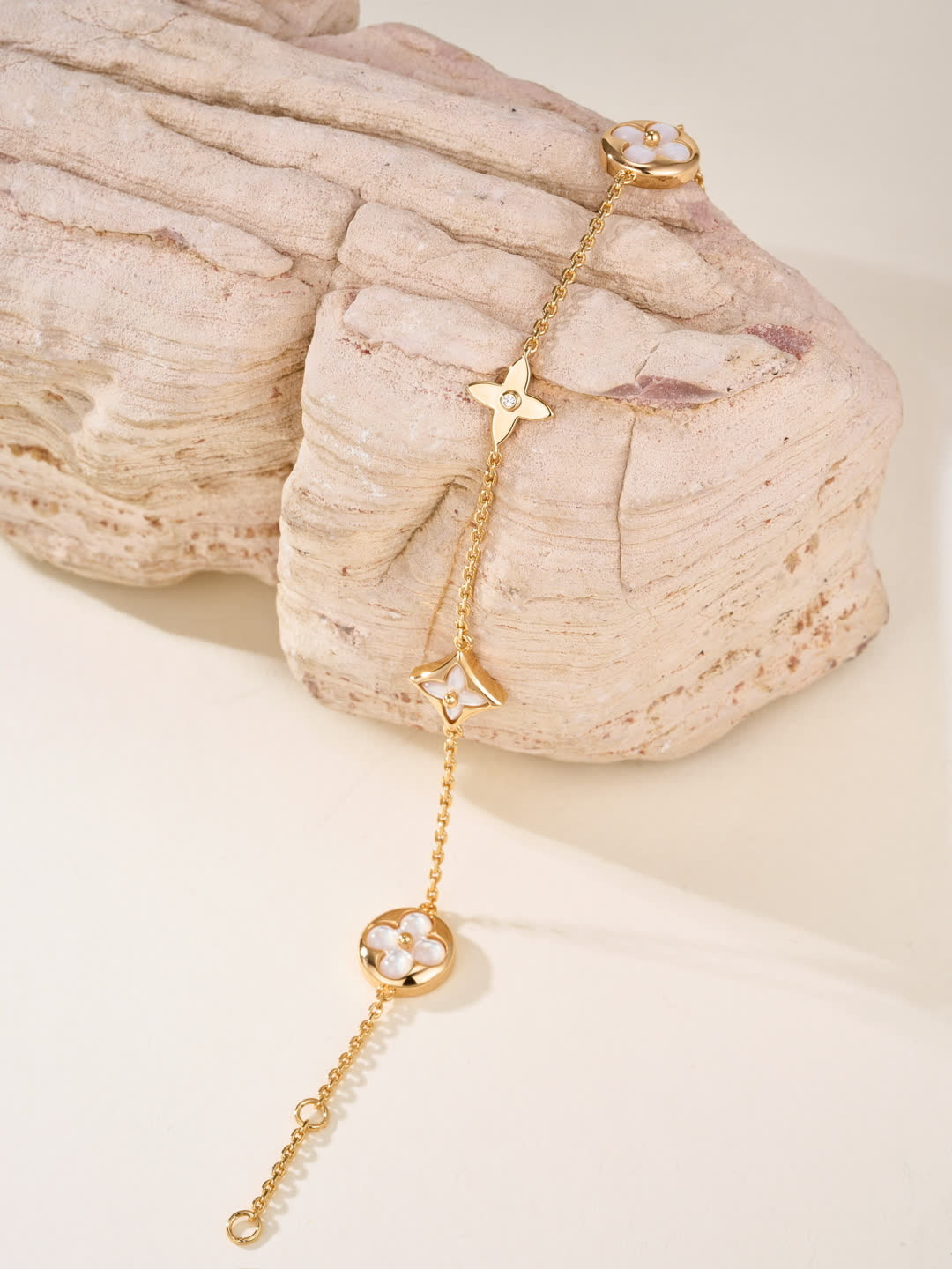 Louis Vuitton Gold Flower and Star Anklet